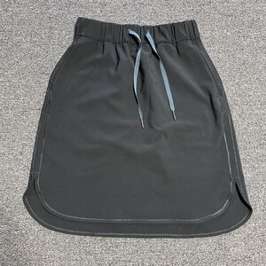 Lululemon Skirt Womens 4 black Drawstring Pockets On The Fly